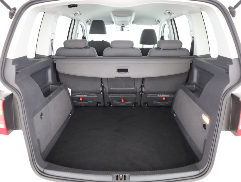 Volkswagen Touran, 2011