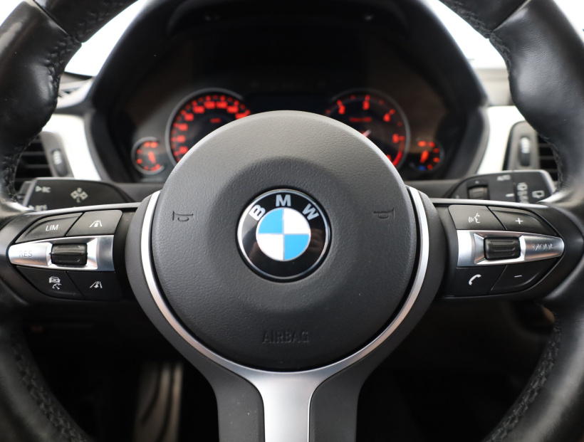 BMW 3, 2019
