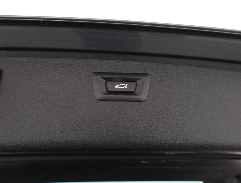BMW 3, 2019