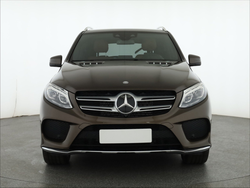 Mercedes-Benz GLE, 2016