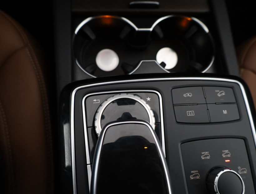 Mercedes-Benz GLE, 2016