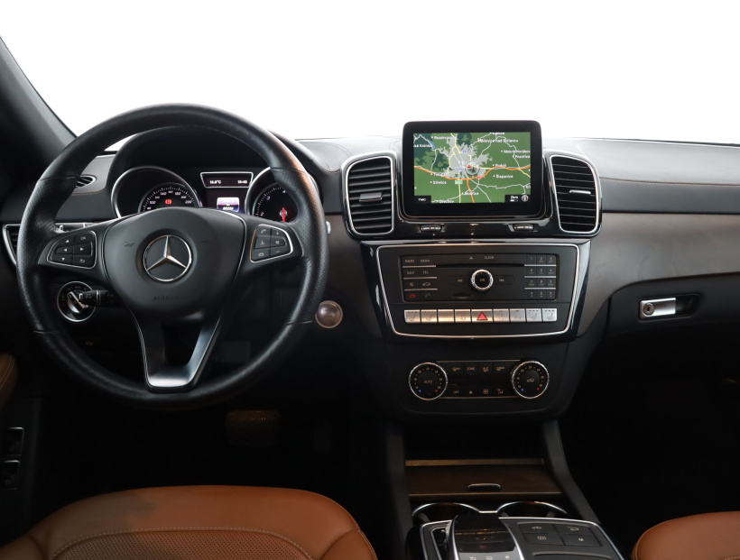Mercedes-Benz GLE, 2016