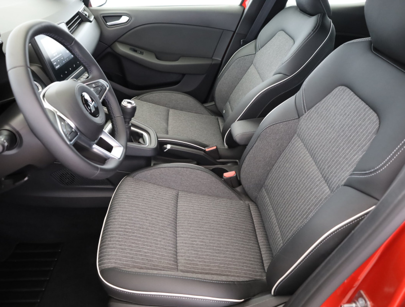 Mitsubishi Colt, 2025