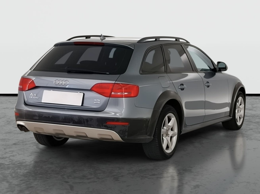 Audi A4 Allroad, 2011