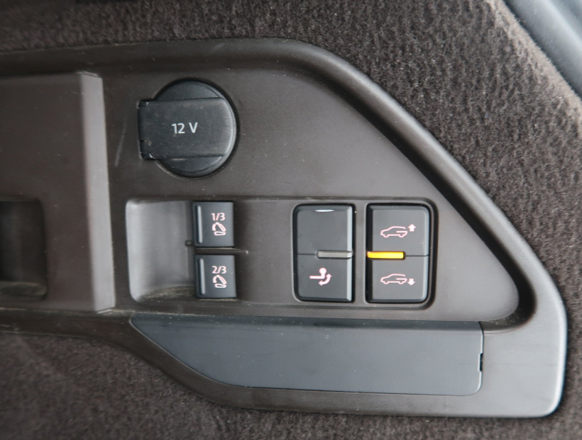 Volkswagen Touareg, 2010