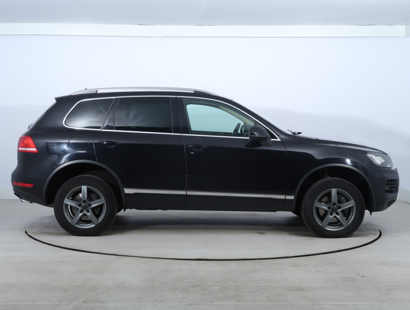 Volkswagen Touareg, 2010