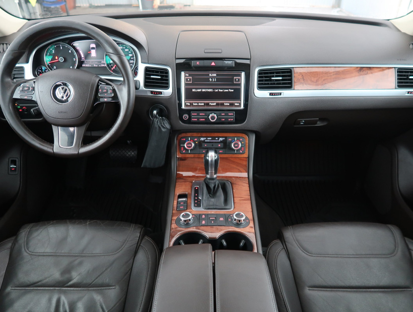 Volkswagen Touareg, 2010