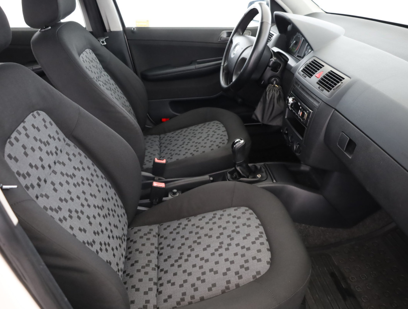 Škoda Fabia, 2005
