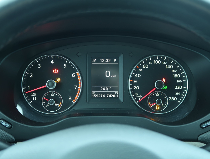 Volkswagen Jetta, 2011