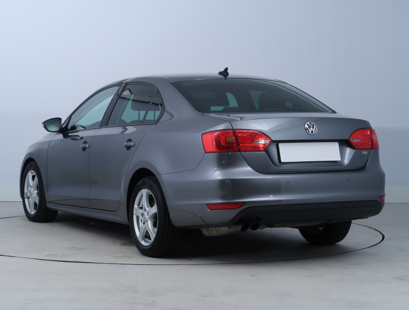 Volkswagen Jetta, 2011