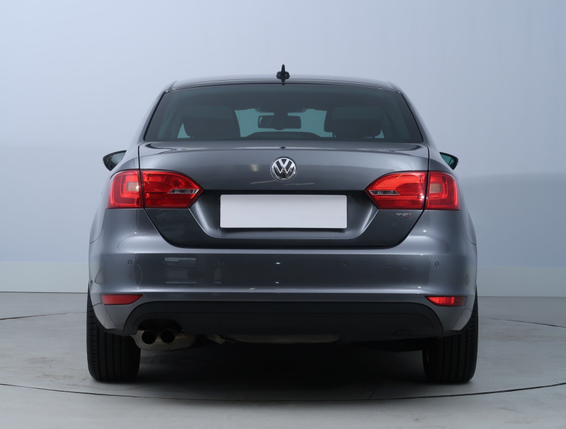 Volkswagen Jetta, 2011