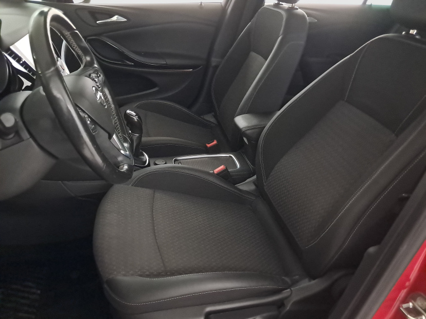Opel Astra, 2017
