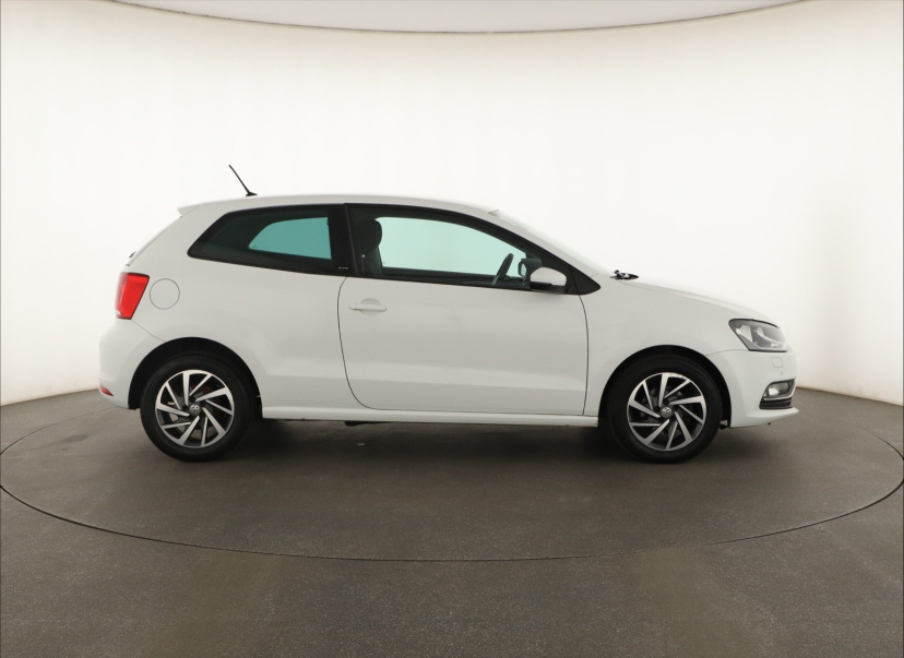Volkswagen Polo, 2016
