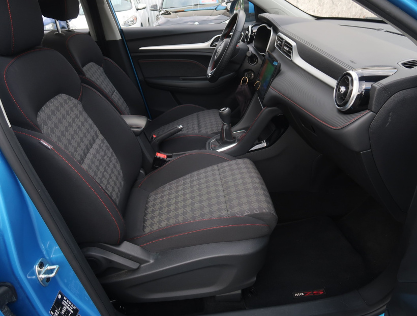MG ZS SUV, 2024