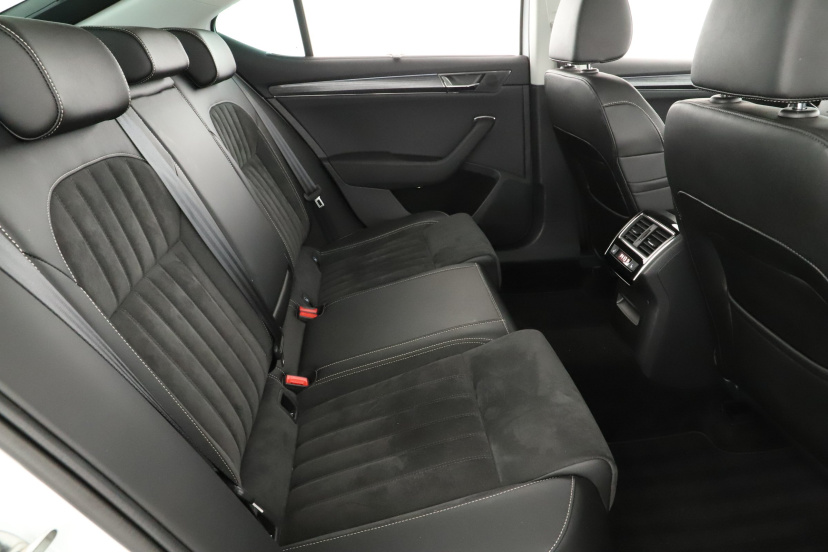 Škoda Superb, 2021