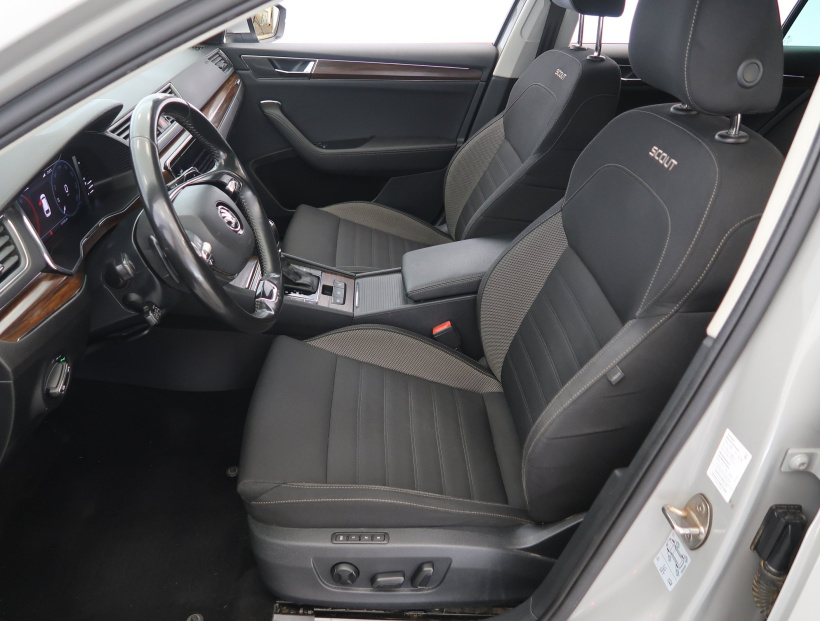 Škoda Superb, 2022
