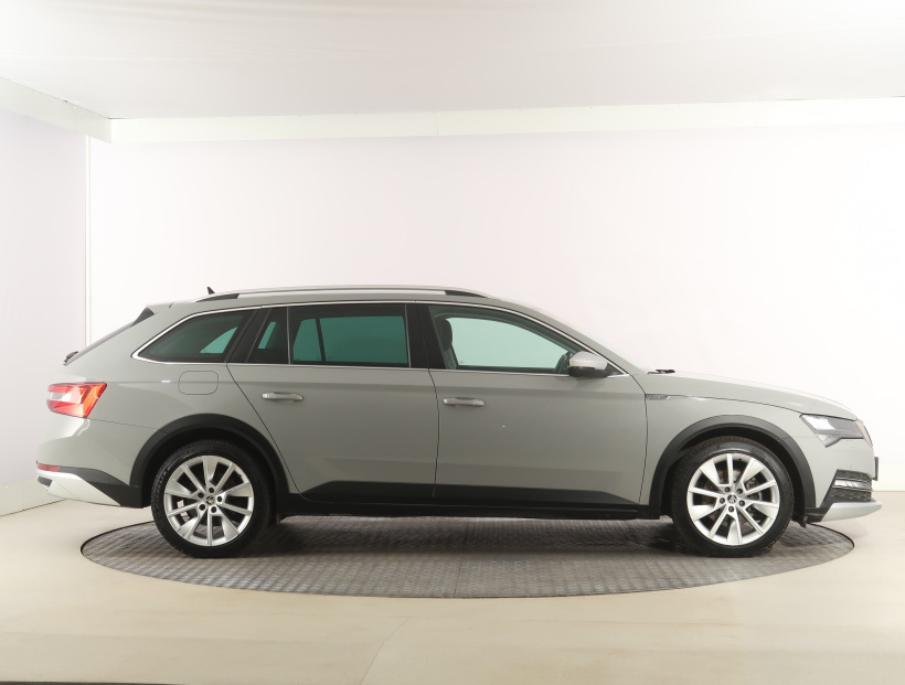 Škoda Superb, 2022