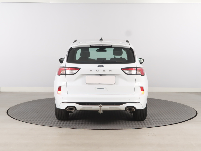 Ford Kuga, 2023