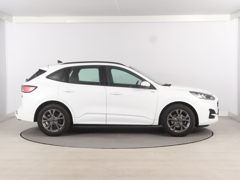Ford Kuga, 2023