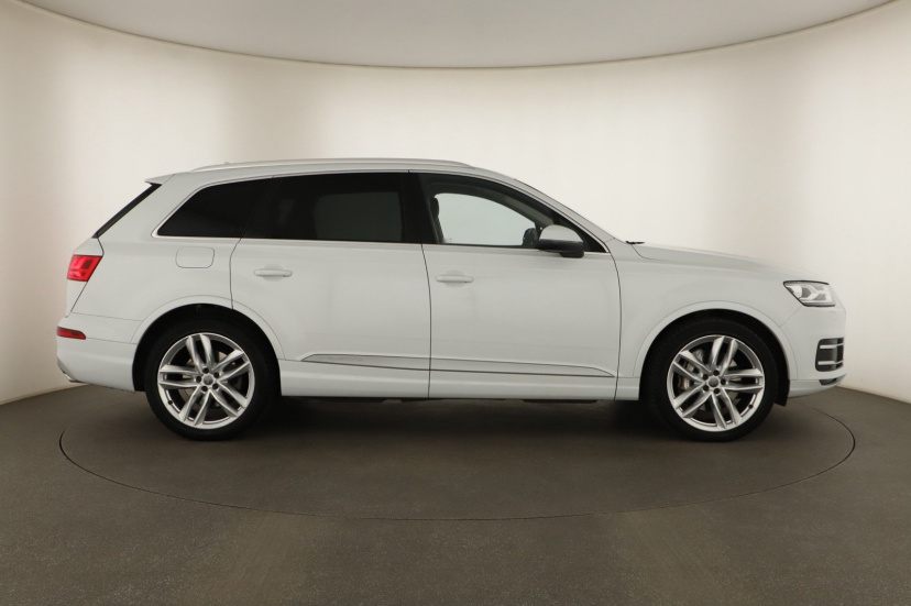 Audi Q7, 2016