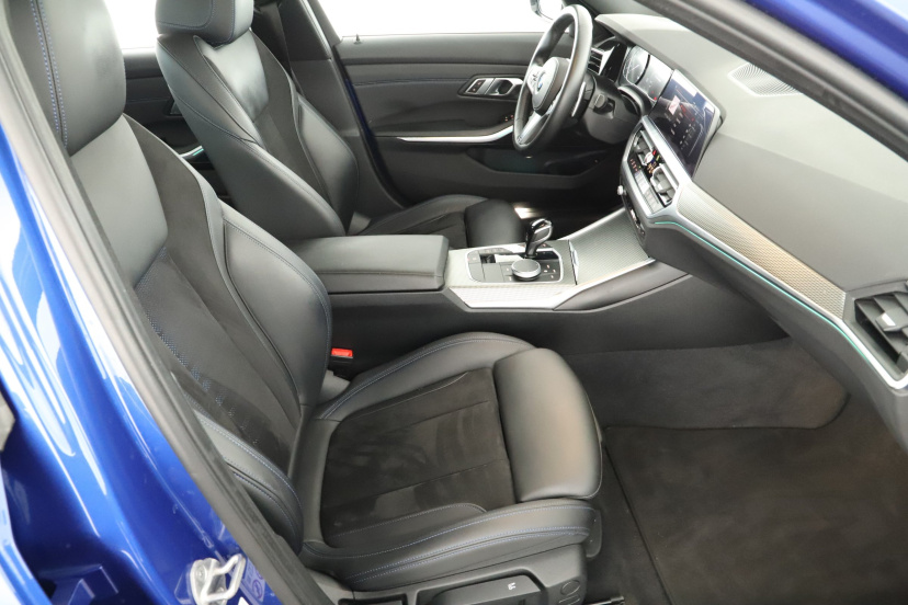 BMW 3, 2021