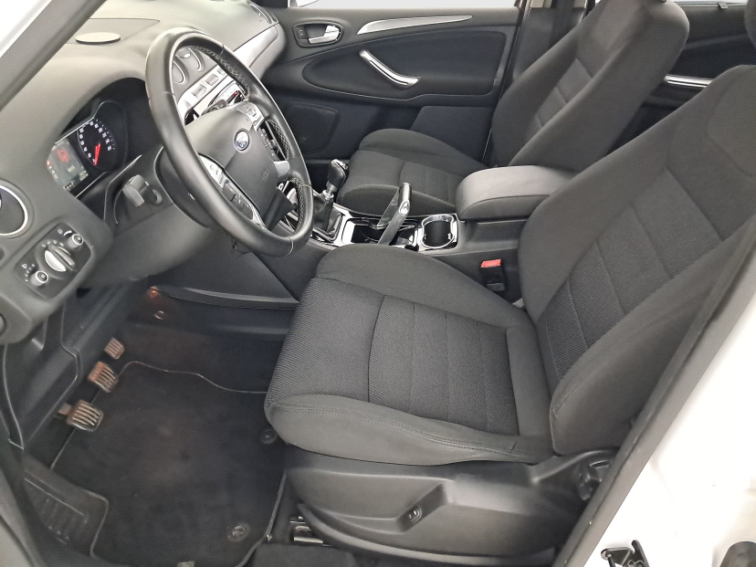 Ford S-Max, 2011