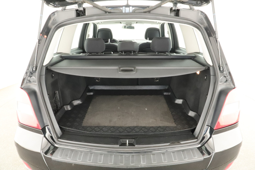 Mercedes-Benz GLK, 2009