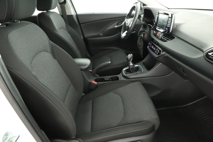 Hyundai i30, 2023