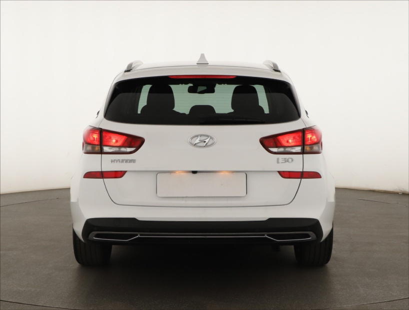 Hyundai i30, 2023