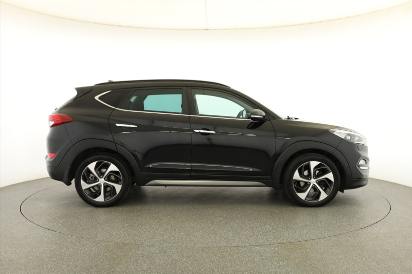 Hyundai Tucson, 2016