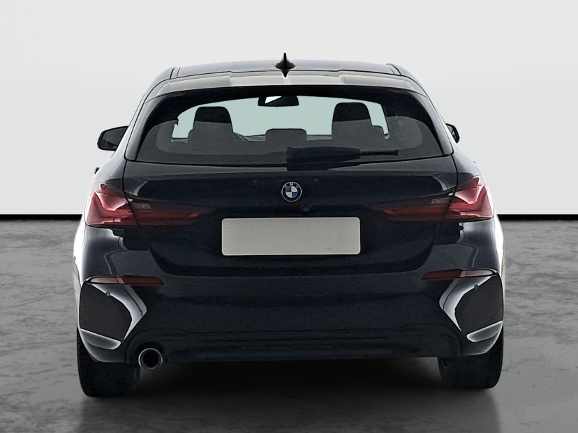 BMW 1, 2023