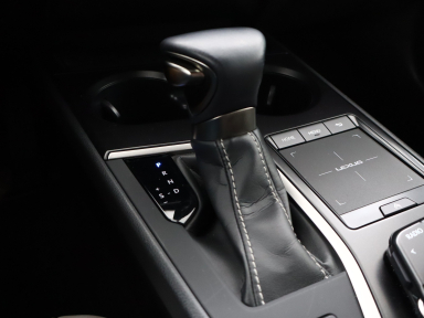 Lexus UX - 2023