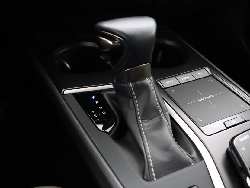 Lexus UX, 2023