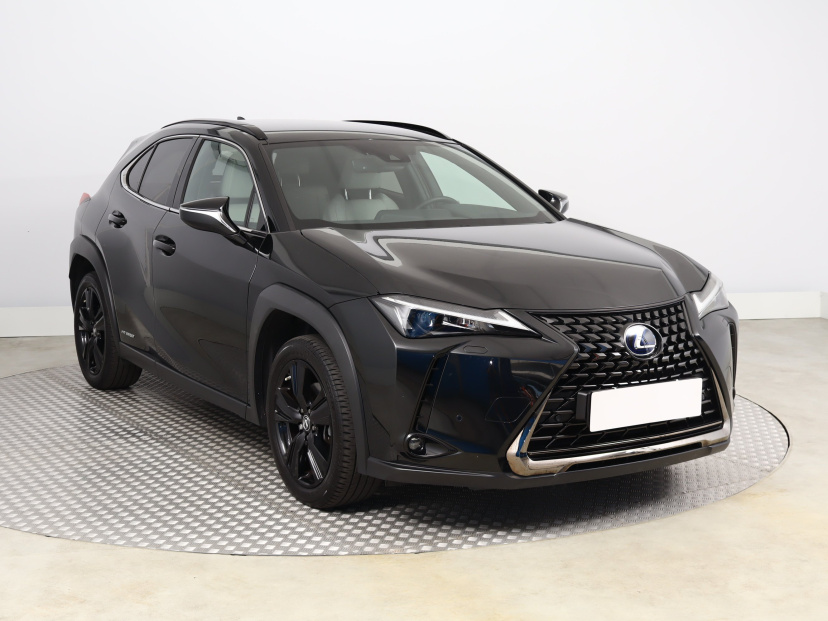 Lexus UX, 2023