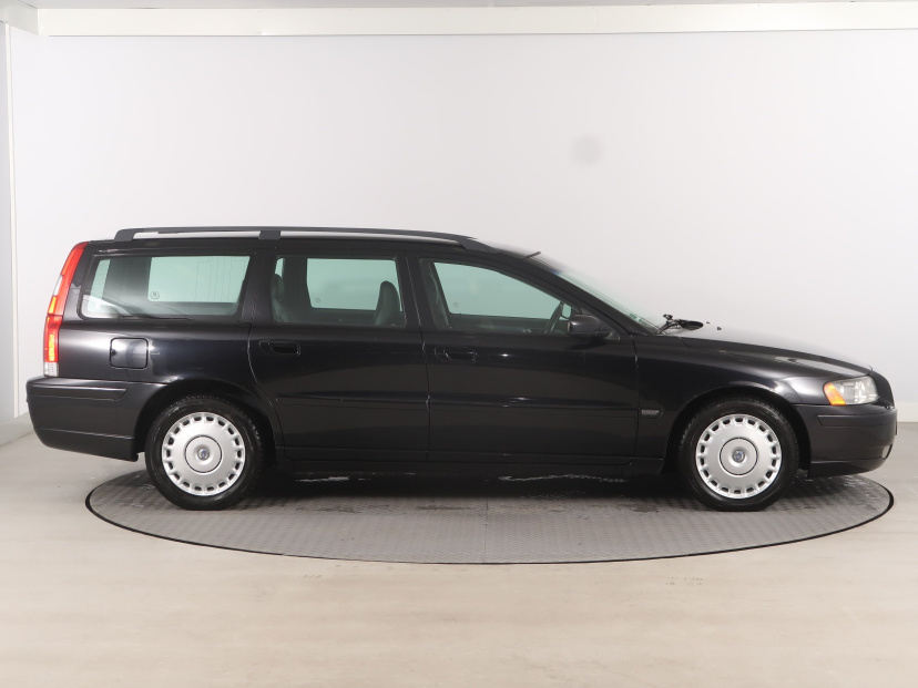 Volvo V70, 2004