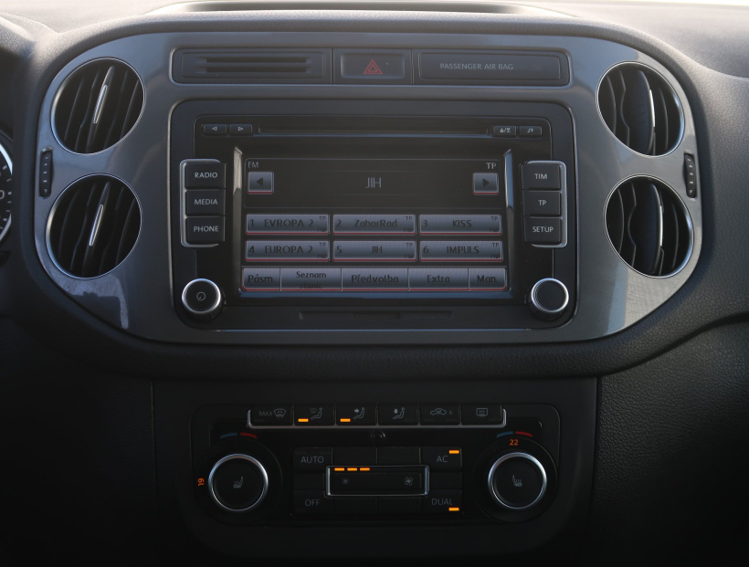 Volkswagen Tiguan, 2011