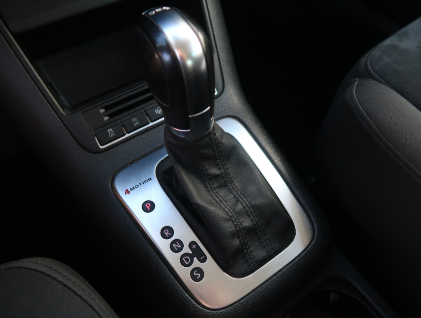 Volkswagen Tiguan, 2011