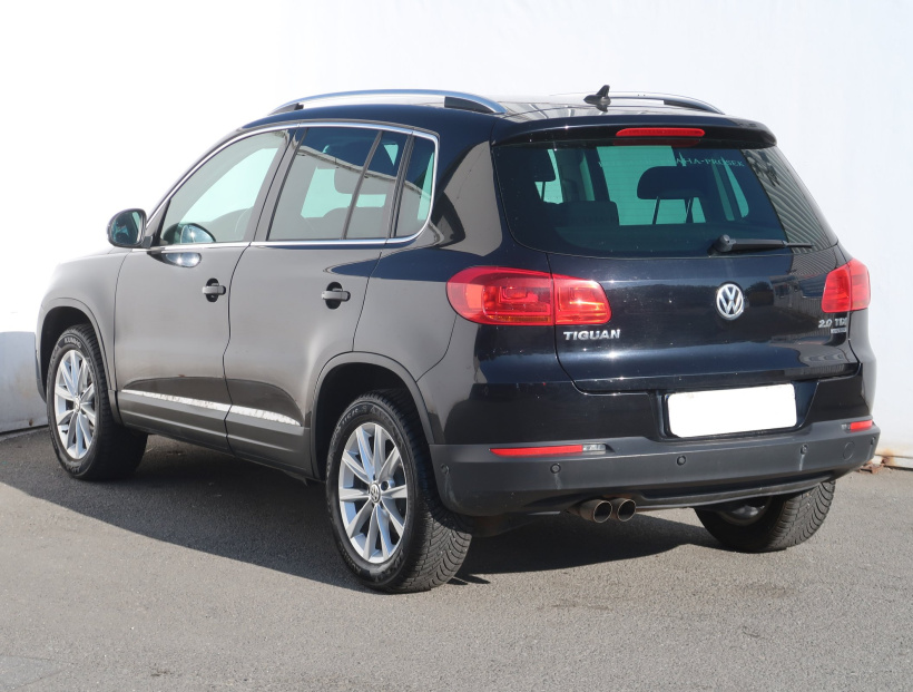Volkswagen Tiguan, 2011