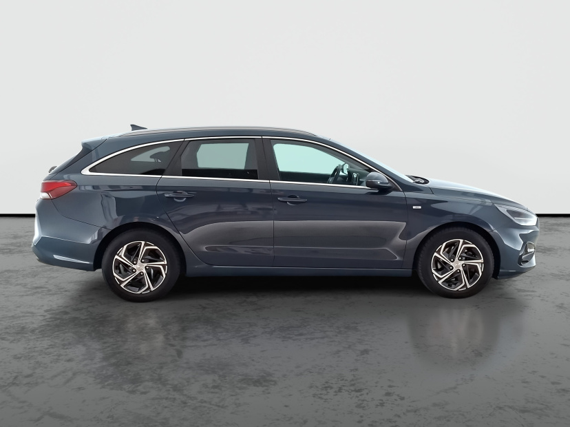 Hyundai i30, 2023