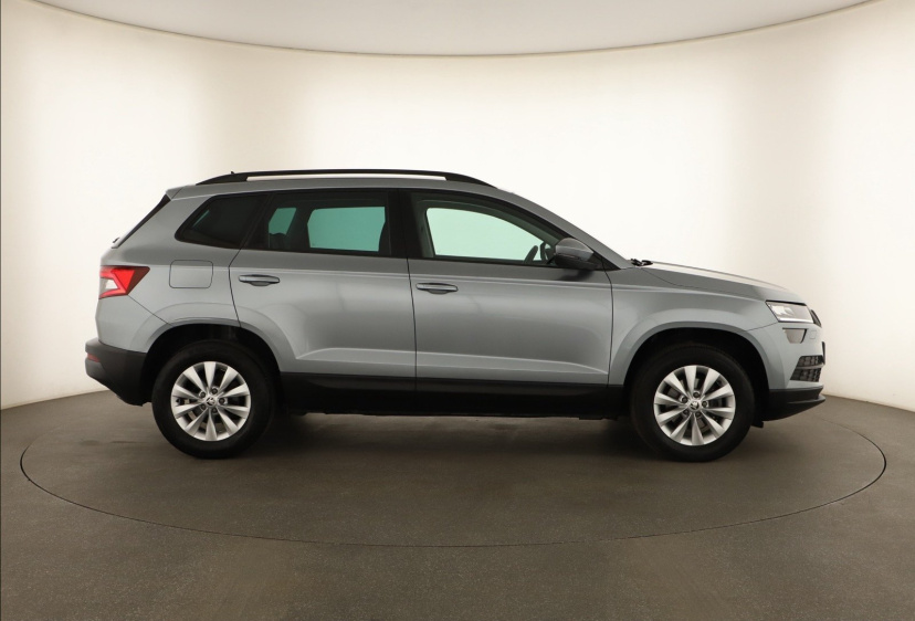 Škoda Karoq, 2021