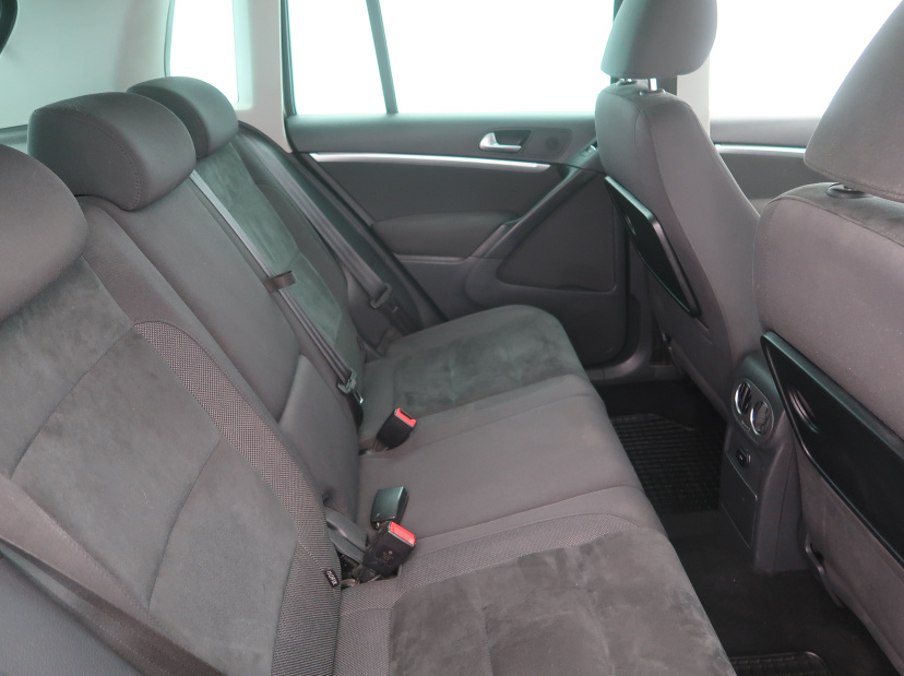 Volkswagen Tiguan, 2013