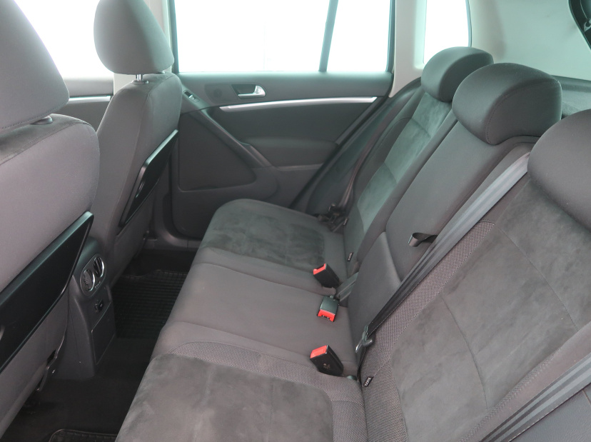 Volkswagen Tiguan, 2013