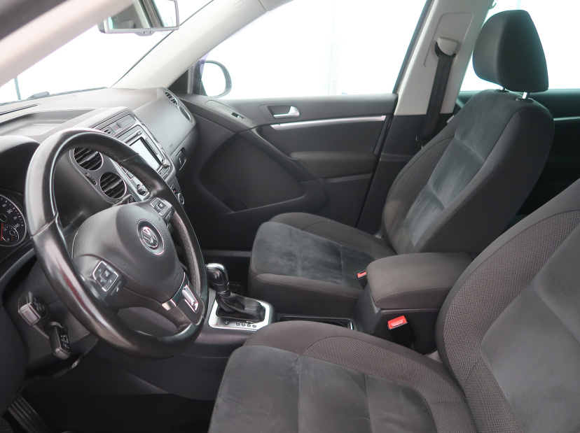 Volkswagen Tiguan, 2013