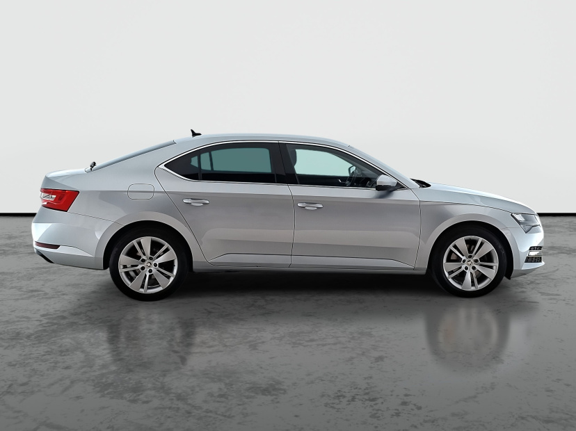 Škoda Superb, 2021