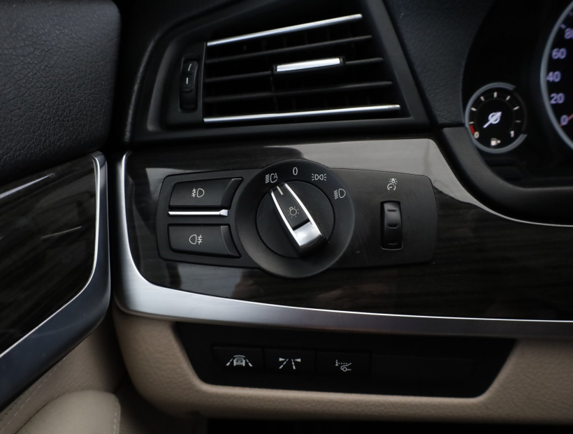BMW 5, 2016