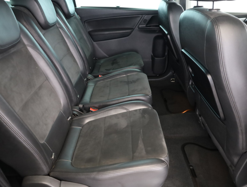 Volkswagen Sharan, 2011