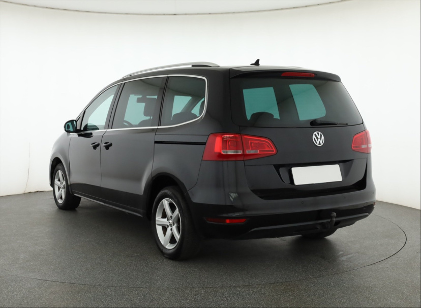 Volkswagen Sharan, 2011