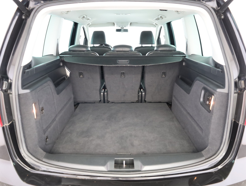 Volkswagen Sharan, 2011
