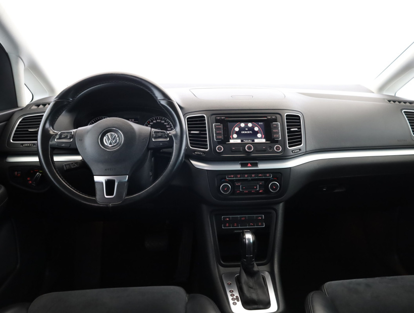 Volkswagen Sharan, 2011