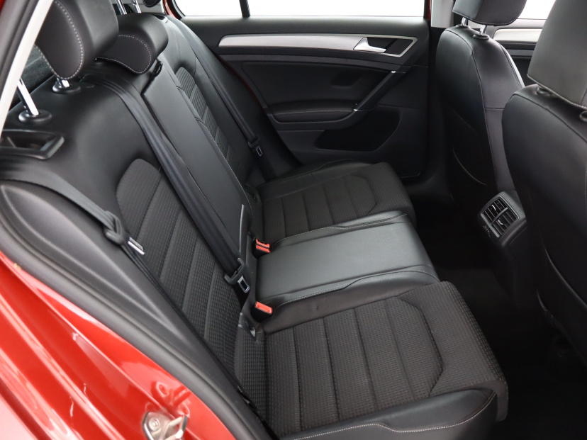 Volkswagen Golf, 2016